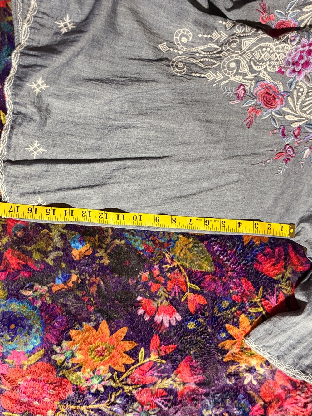 Beautiful light weight JW blouse